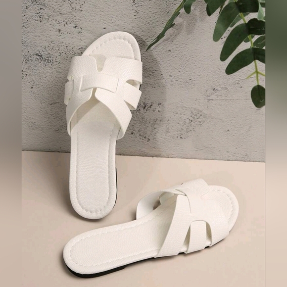NEW White Snakeskin Sandals - Picture 5 of 7